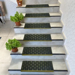 Siyah Plastik Kaydırmaz Dış Mekan Merdiven Basamak Paspası